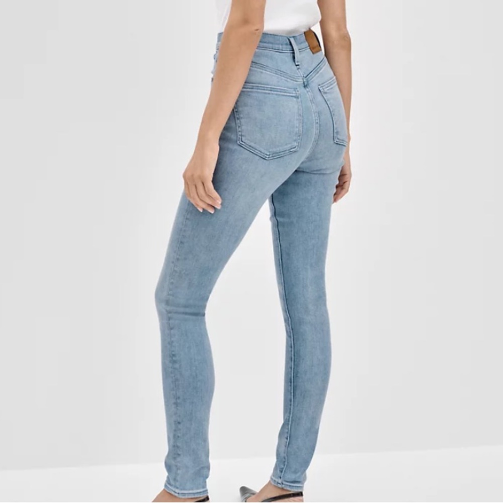 Aritzia Lola high rise jean